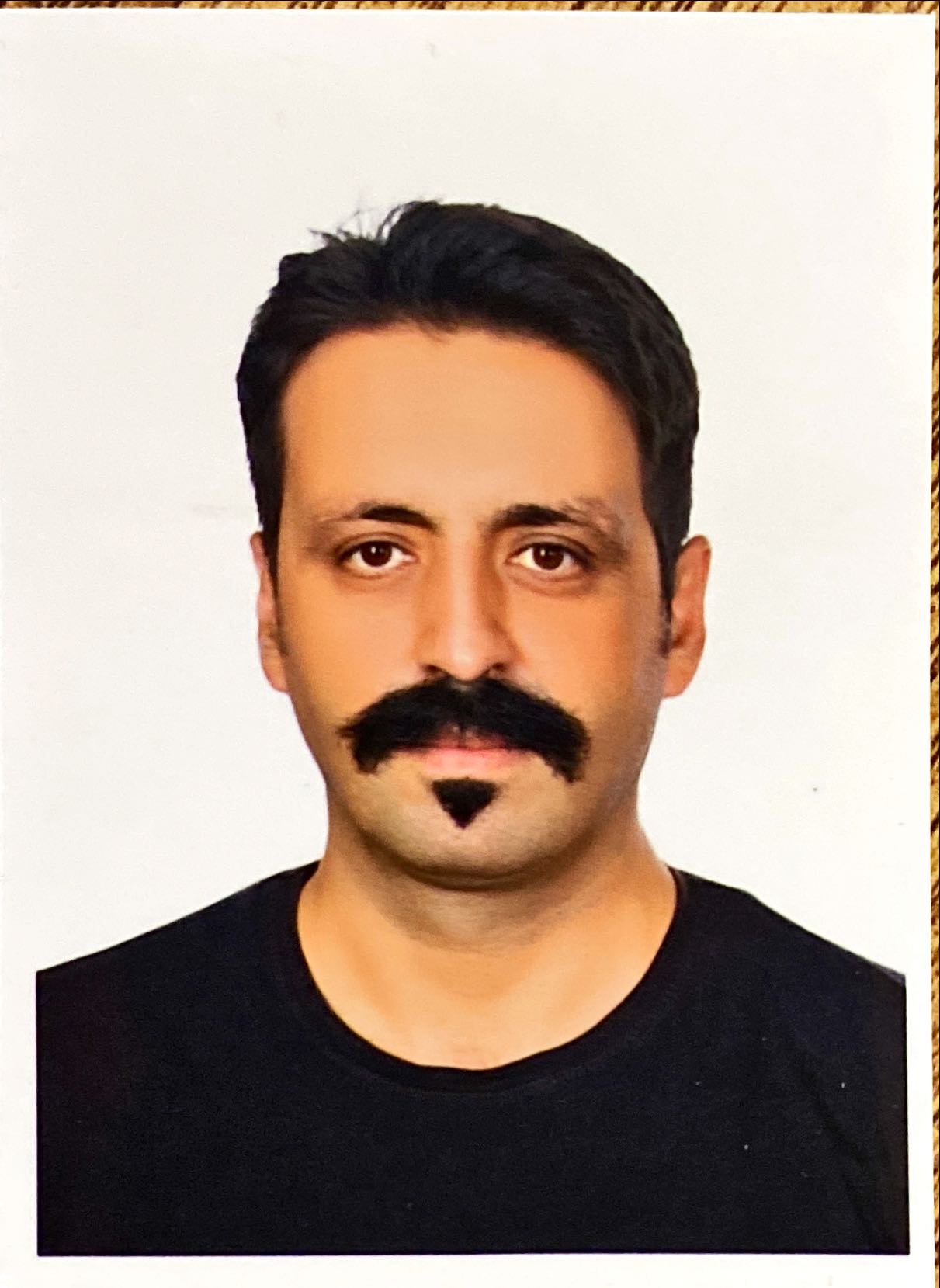 اعضا و مشاوران حقیقی -